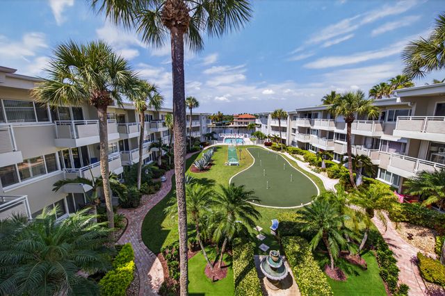 1198 Hillsboro Mile 324, Hillsboro Beach, FL 33062