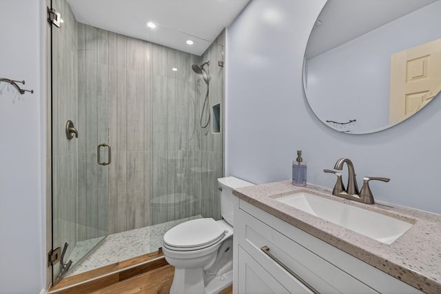 1198 Hillsboro Mile 324, Hillsboro Beach, FL 33062