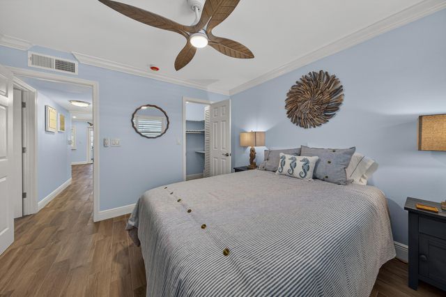 1198 Hillsboro Mile 324, Hillsboro Beach, FL 33062