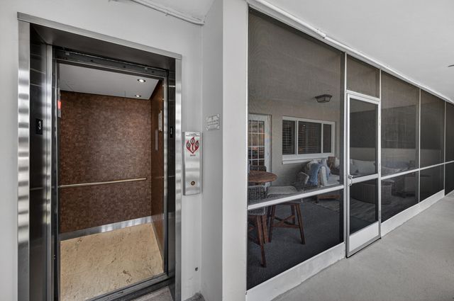 1198 Hillsboro Mile 324, Hillsboro Beach, FL 33062