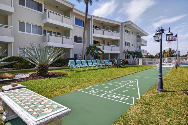 1198 Hillsboro Mile 324, Hillsboro Beach, FL 33062