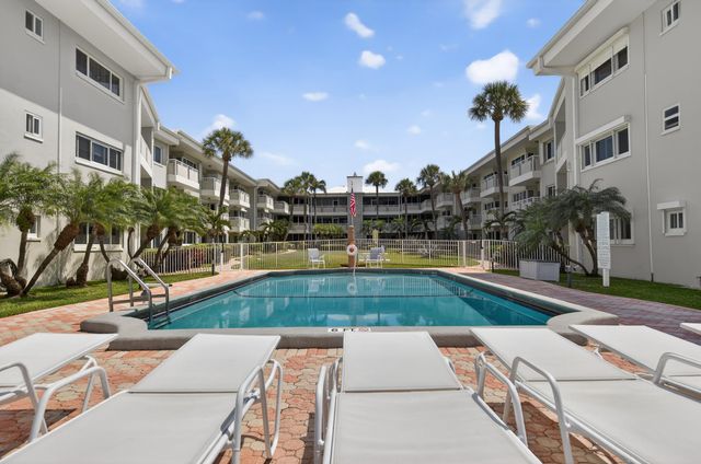 1198 Hillsboro Mile 324, Hillsboro Beach, FL 33062