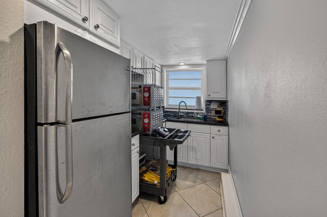 1198 Hillsboro Mile 324, Hillsboro Beach, FL 33062