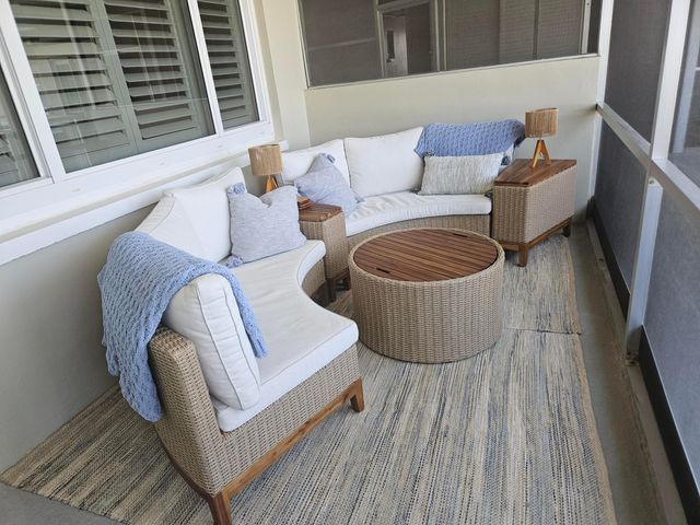 1198 Hillsboro Mile 324, Hillsboro Beach, FL 33062