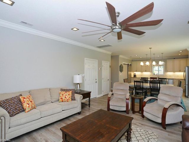 1849 Steve LN, Virginia Beach, VA 23454