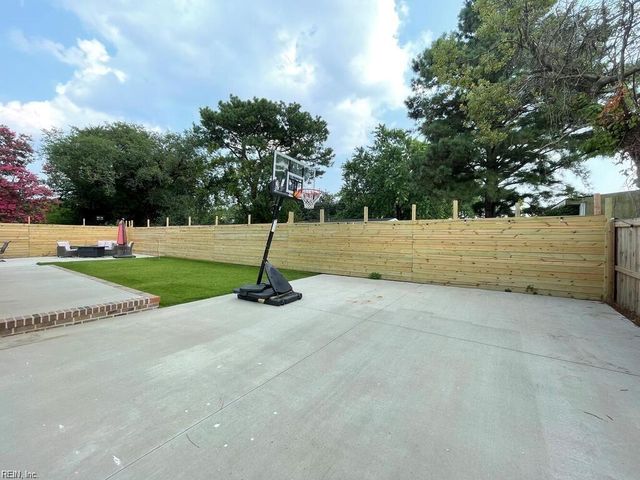 1849 Steve LN, Virginia Beach, VA 23454