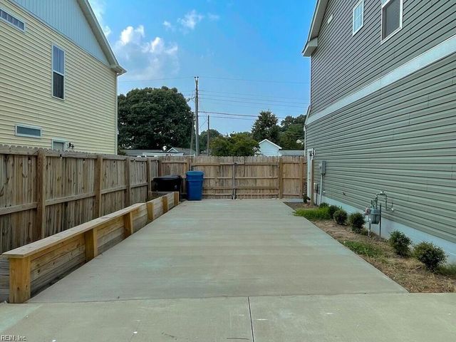 1849 Steve LN, Virginia Beach, VA 23454