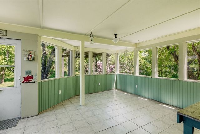 100 Turkey Hill Road, Newburyport, MA 01950