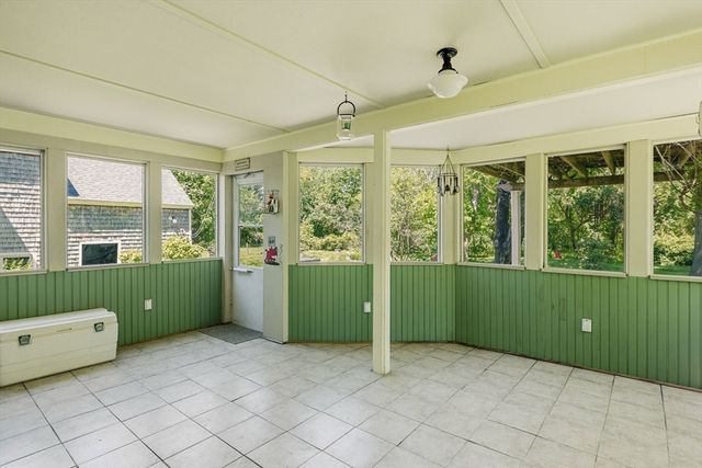 100 Turkey Hill Road, Newburyport, MA 01950