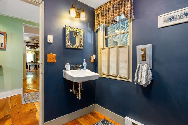 100 Turkey Hill Road, Newburyport, MA 01950