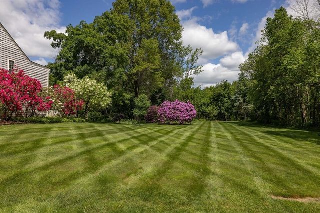 100 Turkey Hill Road, Newburyport, MA 01950