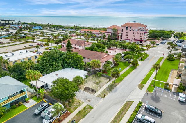 136 Marion Lane, Cocoa Beach, FL 32931