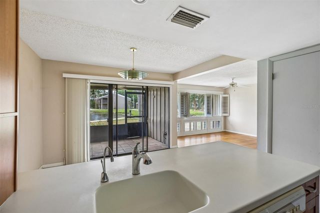 5950 PEREGRINE AVENUE 22F, Orlando, FL 32819