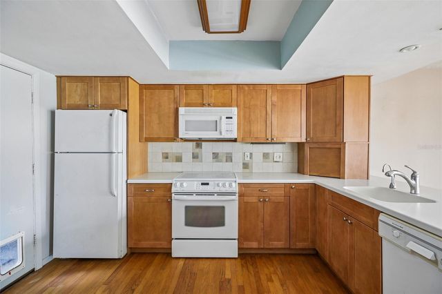 5950 PEREGRINE AVENUE 22F, Orlando, FL 32819