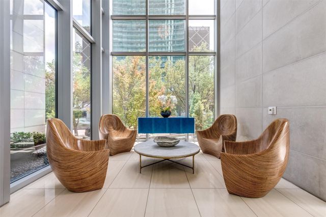 2900 Mckinnon Street 2701, Dallas, TX 75201