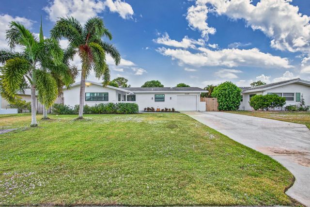 4368 Fuschia Circle N, Palm Beach Gardens, FL 33410