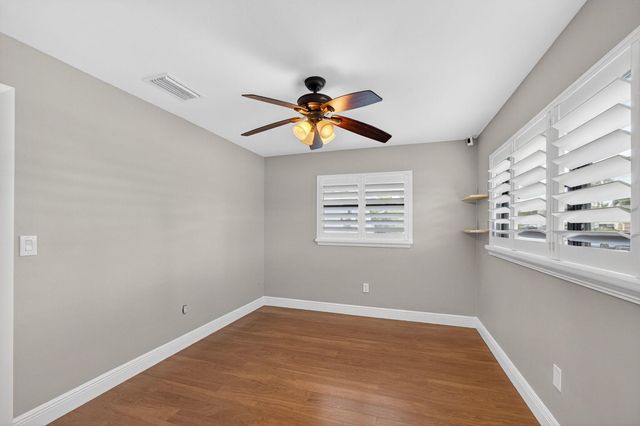 4368 Fuschia Circle N, Palm Beach Gardens, FL 33410