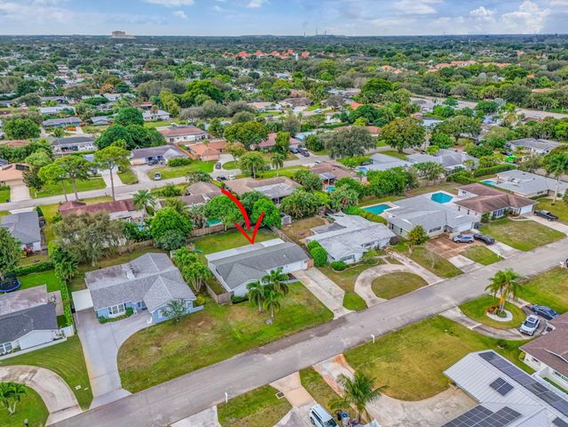 4368 Fuschia Circle N, Palm Beach Gardens, FL 33410