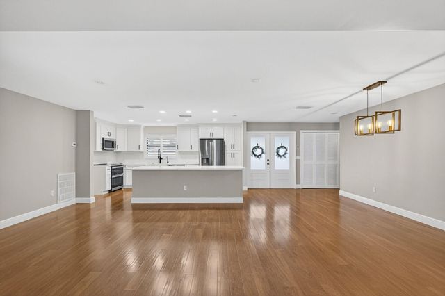 4368 Fuschia Circle N, Palm Beach Gardens, FL 33410