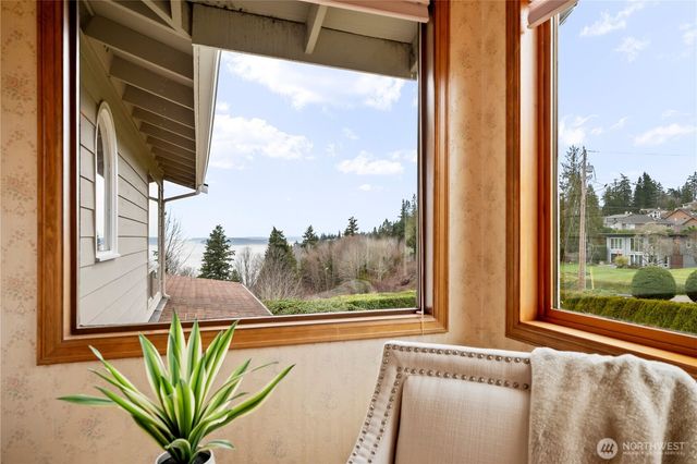 5717 88th Street SW, Mukilteo, WA 98275