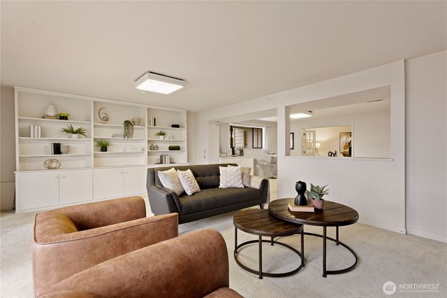 5717 88th Street SW, Mukilteo, WA 98275