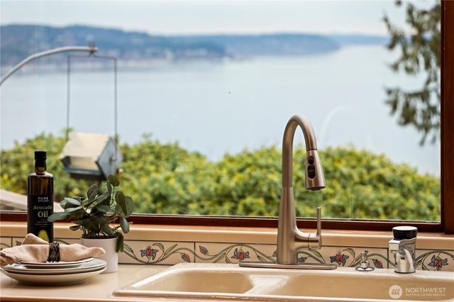 5717 88th Street SW, Mukilteo, WA 98275