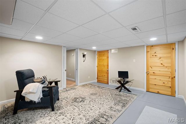 4056 Quincy Street, St Louis, MO 63116