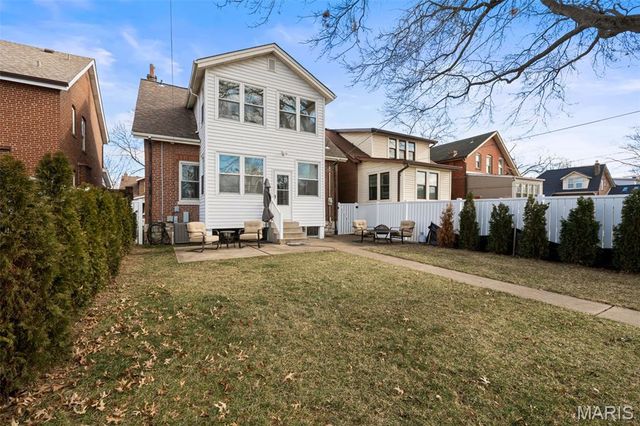 4056 Quincy Street, St Louis, MO 63116