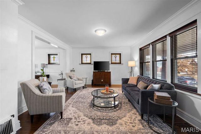 4056 Quincy Street, St Louis, MO 63116