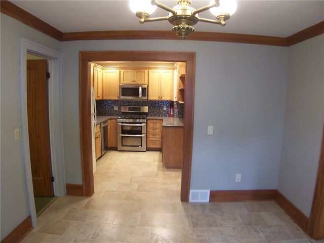 86 Everett Street, Greece, NY 14615