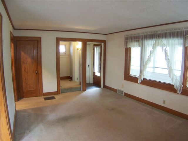 86 Everett Street, Greece, NY 14615