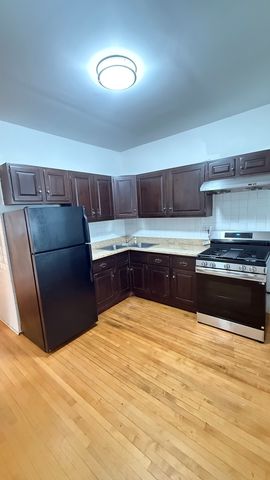 3137 W 42ND Street 1, Chicago, IL 60632