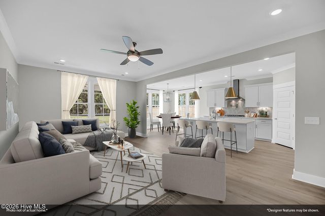 6812 Fellowship Drive, Leland, NC 28451