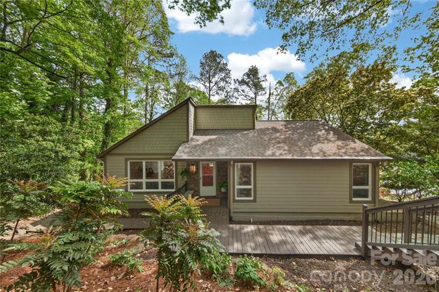 16118 Tana Tea Circle, Tega Cay, SC 29708