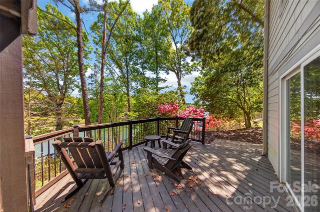 16118 Tana Tea Circle, Tega Cay, SC 29708