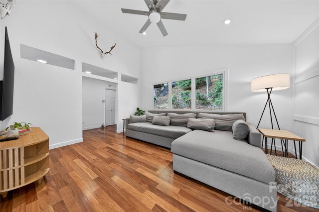 16118 Tana Tea Circle, Tega Cay, SC 29708