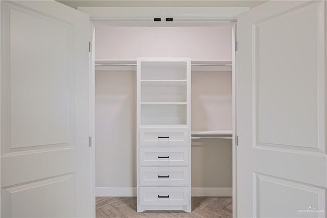 8039 N 50th Street, Mcallen, TX 78504