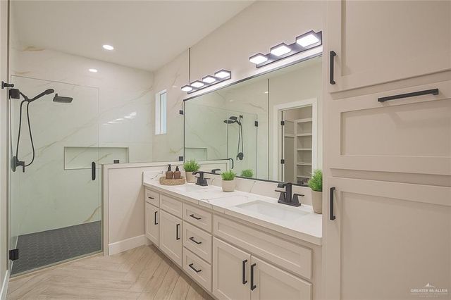 8039 N 50th Street, Mcallen, TX 78504