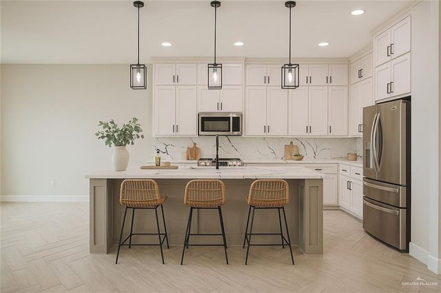 8039 N 50th Street, Mcallen, TX 78504