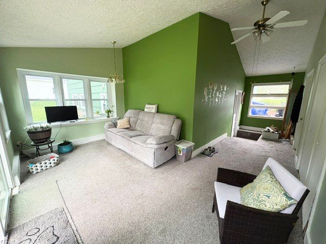 22 Sias Lane, Ogden, NY 14559