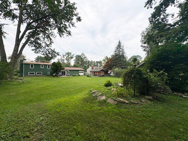 22 Sias Lane, Ogden, NY 14559