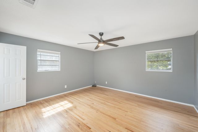 216 NW Chateaugay Street, Fort Walton Beach, FL 32548