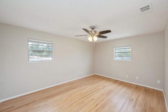 216 NW Chateaugay Street, Fort Walton Beach, FL 32548