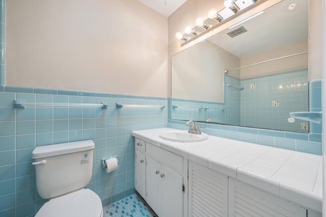 216 NW Chateaugay Street, Fort Walton Beach, FL 32548