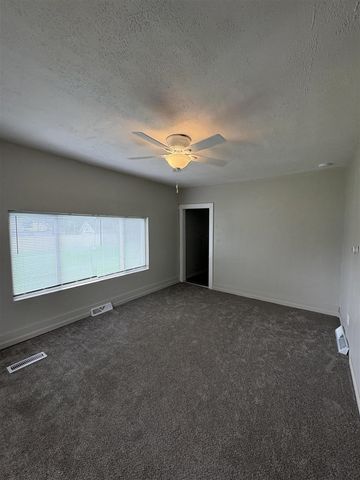 1025 Hamilton Avenue, Grand Rapids, MI 49504