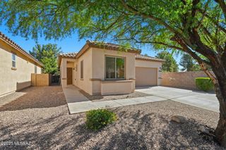 8552 N Western Juniper Terrace, Tucson, AZ 85743