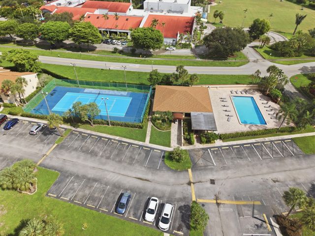 6585 Somerset Drive 102, Boca Raton, FL 33433