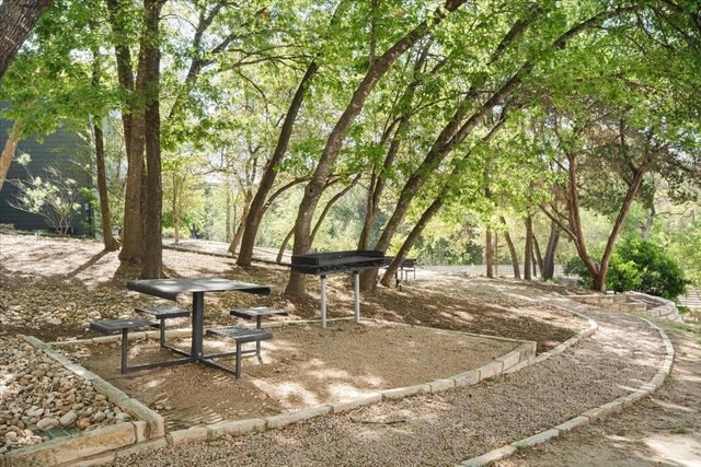 3700 Clawson RD 301, Austin, TX 78704