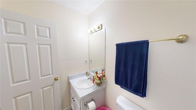 179 Country Cottage Circle, Carrollton, GA 30116