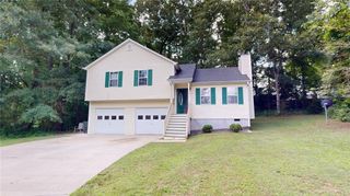 179 Country Cottage Circle, Carrollton, GA 30116